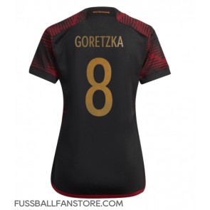 Deutschland Leon Goretzka #8 Replik Auswärtstrikot Damen WM 2022 Kurzarm